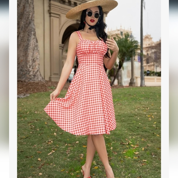 Red Plus Size Gingham Fit and Flare Dress - Picture 3 of 16